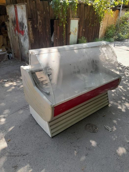 Витринные холодильники