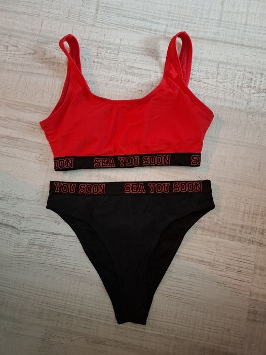 Costum de baie 2 piese mărimea XS NOU