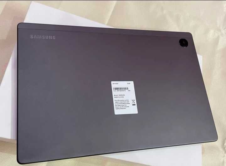 Samsung Galaxy Tab A8 в хорошем состоянии,  6 месяцев.