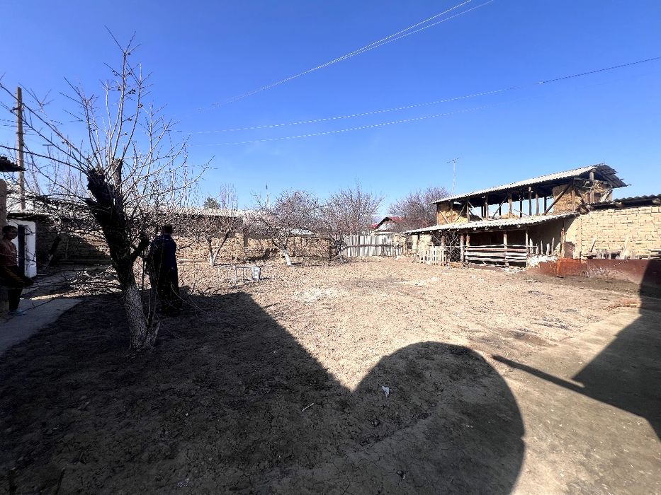 Участка сотилади