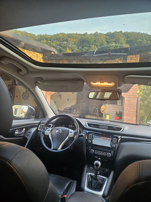 Nissan qashqai j11  4×4  2014