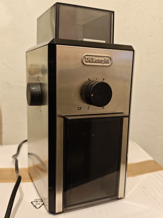 Rasnita de cafea De'Longhi KG 89, 110 W, 120 g, Negru/Inox