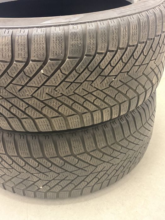 Vand 2 Anvelope Pireli Iarna / 255/45/20/Dot 2023