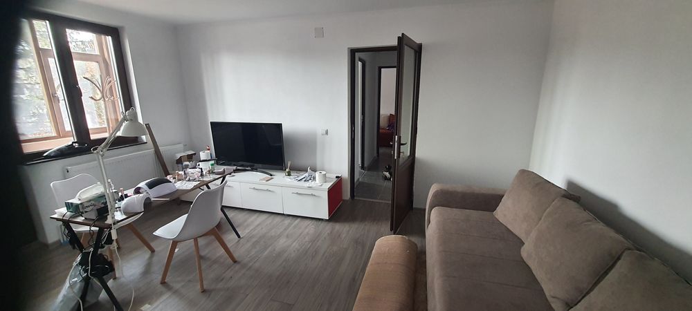 Închiriez Apartament 3 camere
