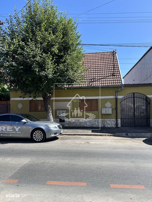 Casa singur in curte cartier Lazaret / Sibiu cu teren de 835 mp