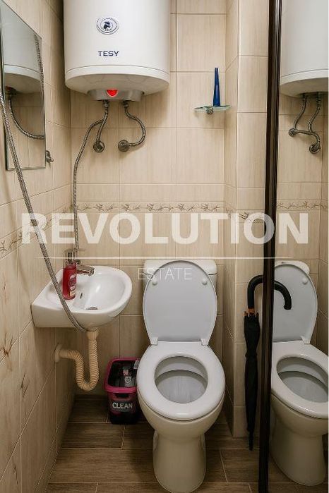 Дава се под наем Едностаен апартамент в Варна, Зимно кино Тракия - 25 кв.м за 225 € - Снимка #3