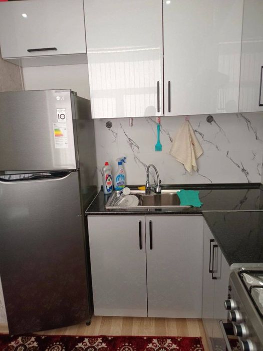 Арендага 2 хонали 3 этаж новостройка кирпичный дом .Дагбитский .300$