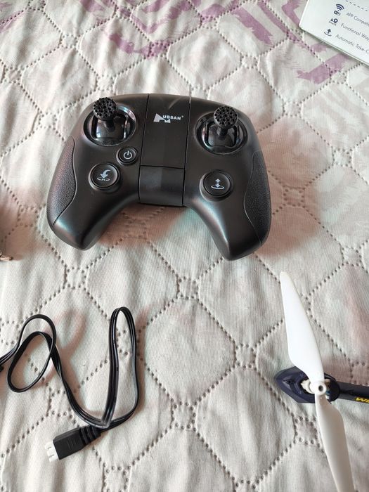 Дрон Hubsan X4 desire pro