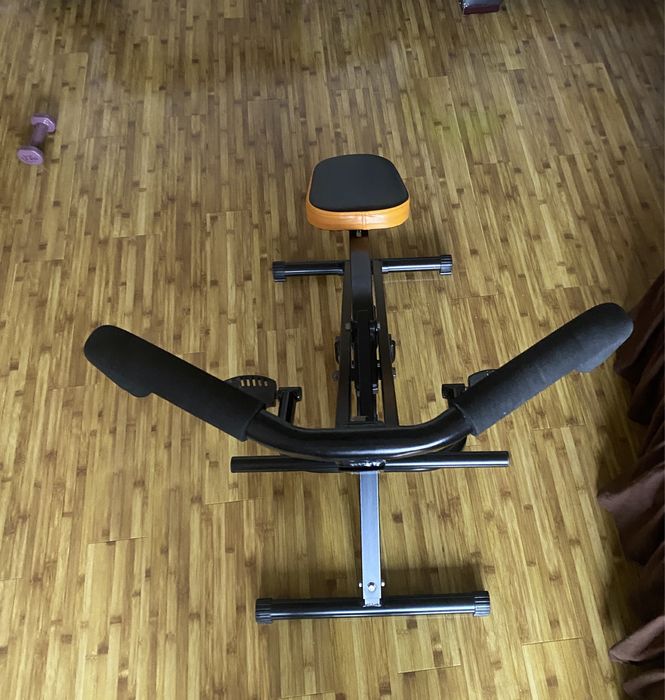 Aparat fitness Total Crunch,