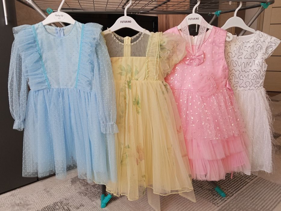 Нарядные платья  2-6 лет