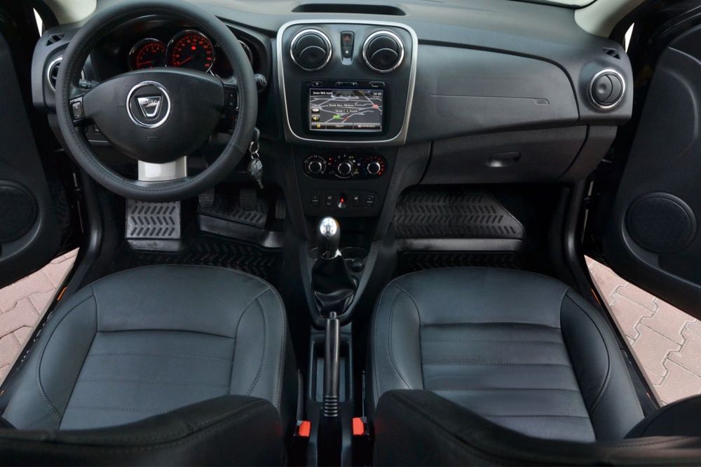 Dacia Sandero Stepway Prestige 2015 0.9 Tce 90 CP