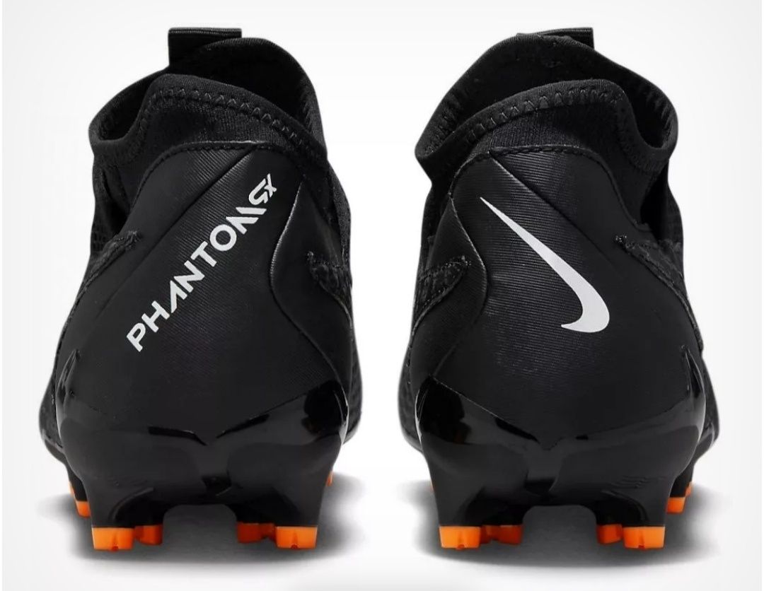 Футболни обувки Nike Phantom GX MG 42"