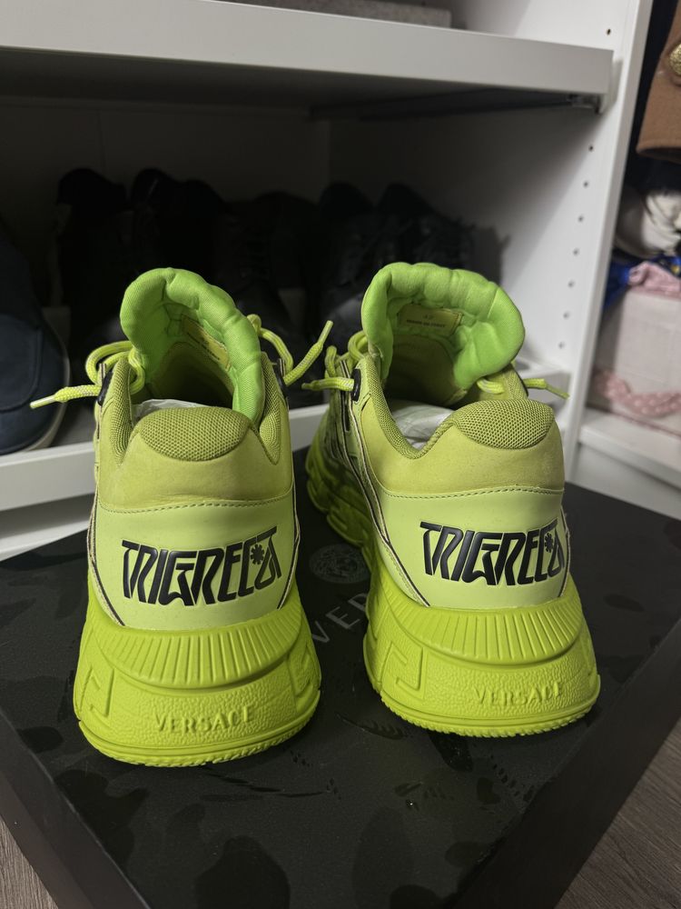 Versace Trigreca Green noi cu factura si cutie !