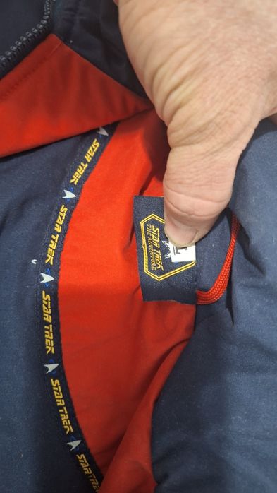 жилет утеплённый