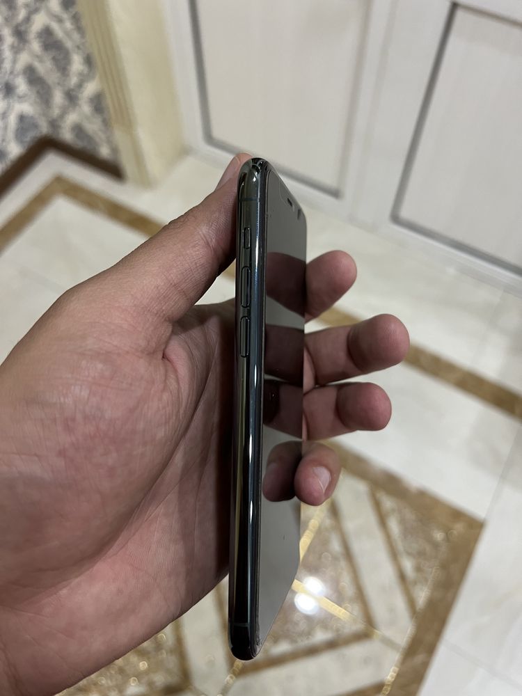 Продаётся Iphone 11 pro