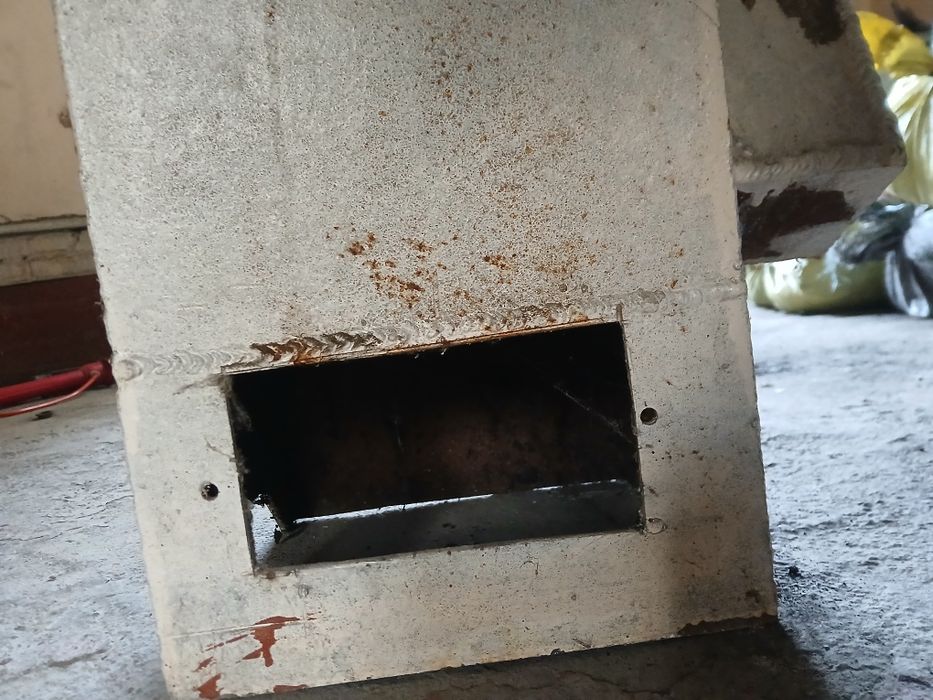 Kotyol sotiladi. Gaz va elektr tokga moslangana