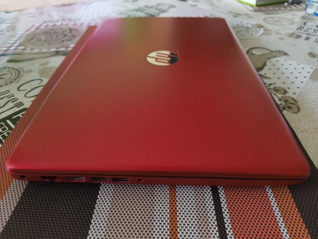 HP 15da0129nu | Intel Core I3 | 16 RAM | Nvidia