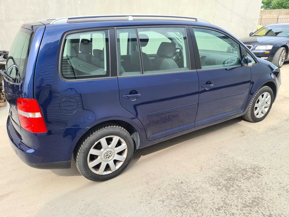 / САМО НА ЧАСТИ / VW Touran 1.9TDI, 105кс код - BKC, ляв волан