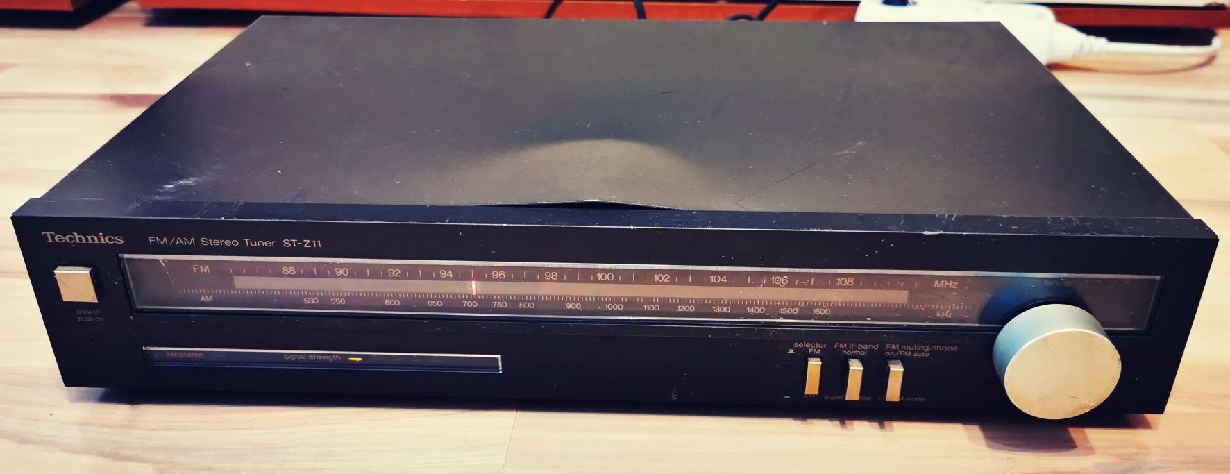 Technics ST-Z11 FM/AM Stereo Tuner retro vintage de colecție