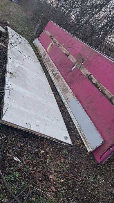 Panou Pvc si lemn laminat 2 bucati. L 7.50m