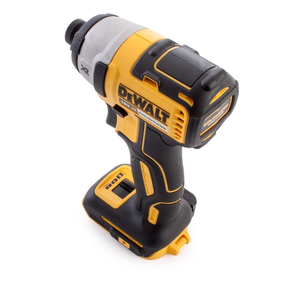 Импакт DeWALT DCF887N 18V XR  Brushless / Безчетков  205Nm/ 3 скорости