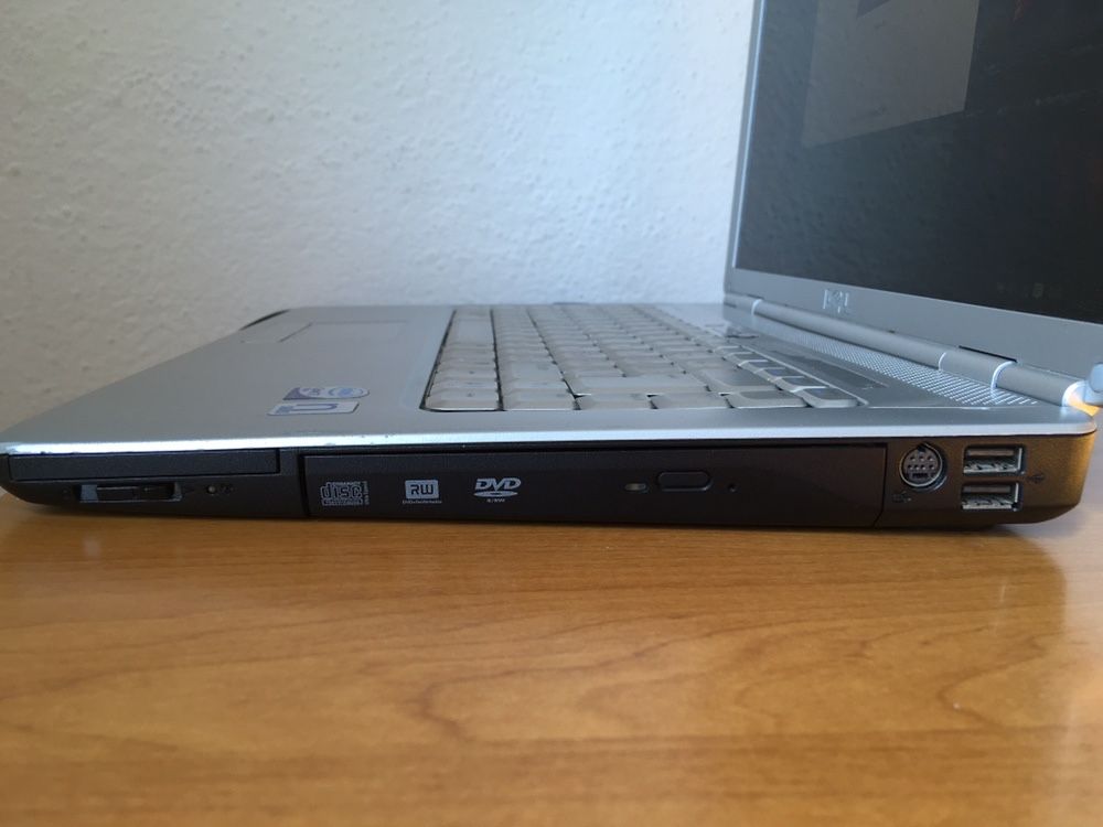 Лаптоп Dell Inspiron 1525