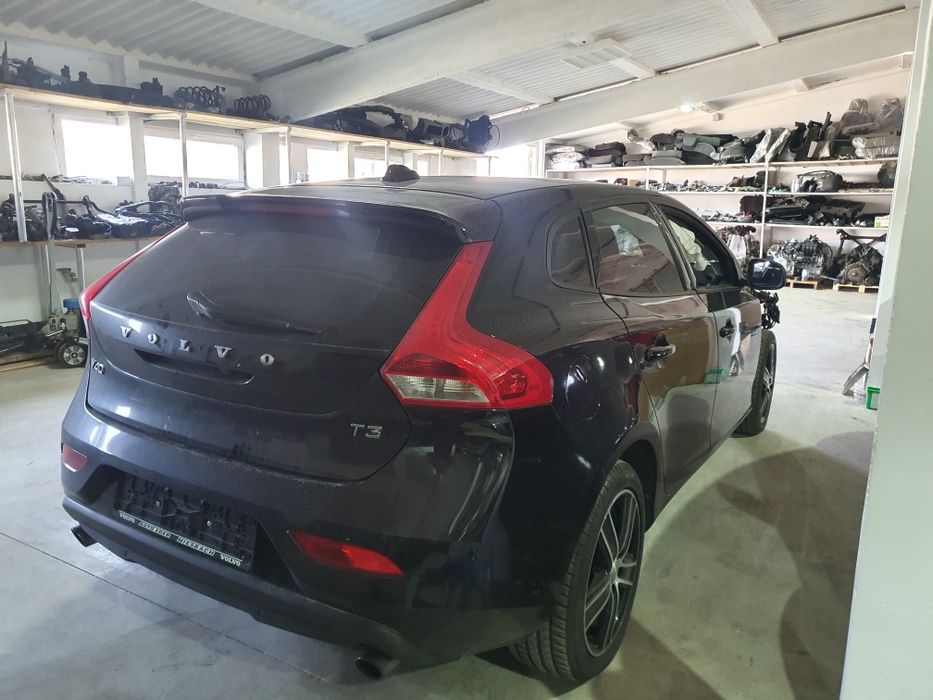 Volvo V40 , T3 , 2017 , 61000 KM , euro 6 , 2.0 benzina