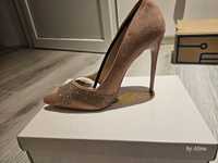 Pantofi roz/nude 39 toc