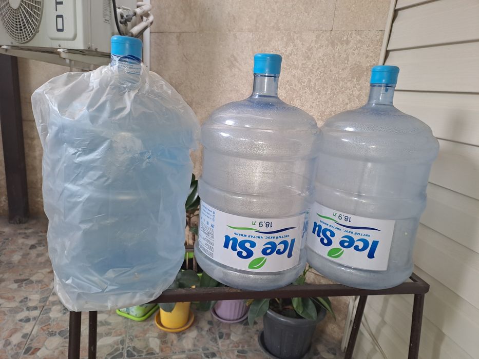 Продам емкость для воды с помпой электрической