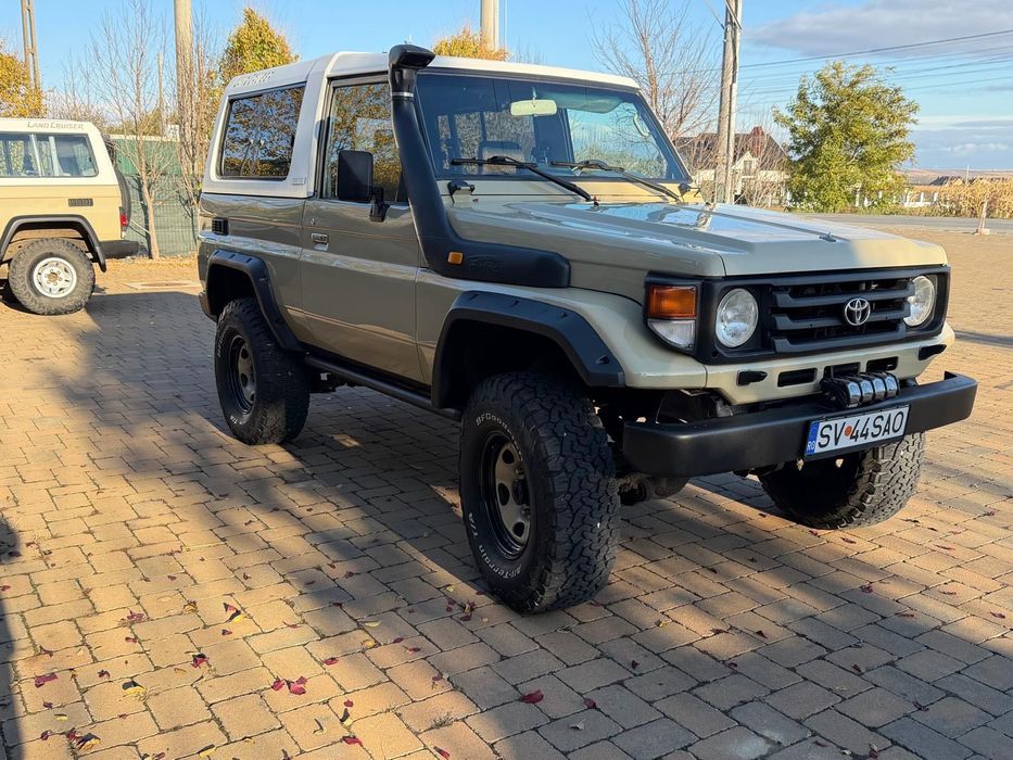 Toyota Land Cruiser 4.2 HZJ 73 Heavy Duty autoutilitara