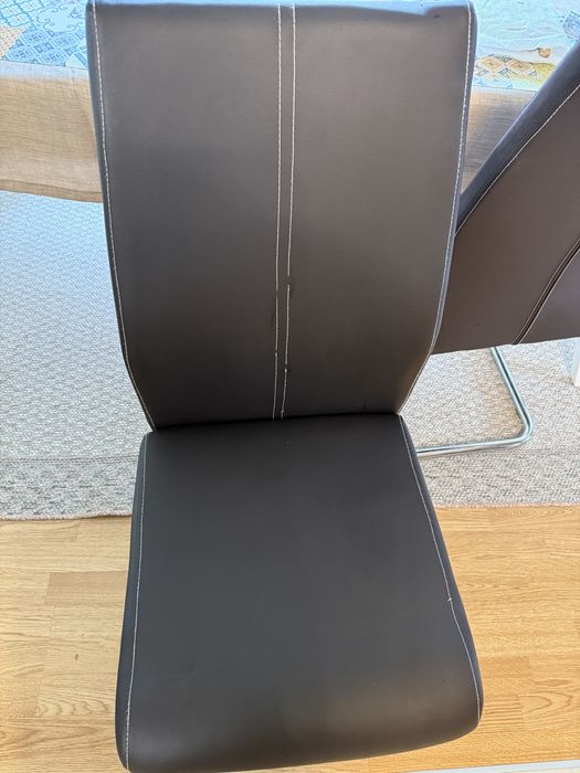 Два Трапезни Столове