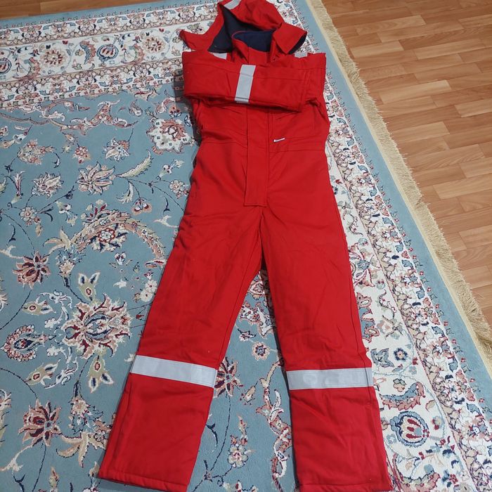 Комбез сатылады 2 шт