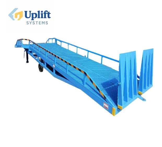 Подъёмник. Передвижная погрузочная рампа