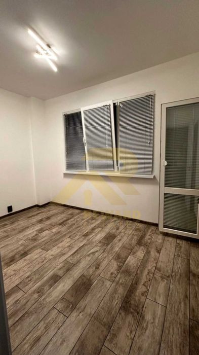 Продава се Двустаен апартамент в София, Обеля 2 - 70 кв.м за 2215 €/кв.м - Снимка #2