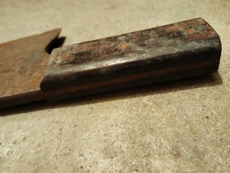 Стар  нож сатър за месо тежък солиден