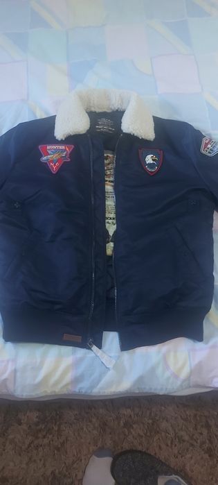 Geacă TopGun foarte frumoasă