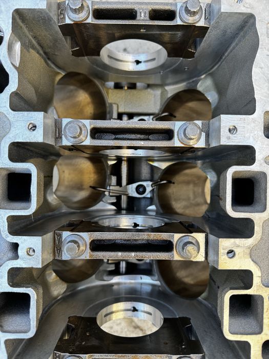 Блок от 3.0 tfsi S4 S5 SQ5 CWGD