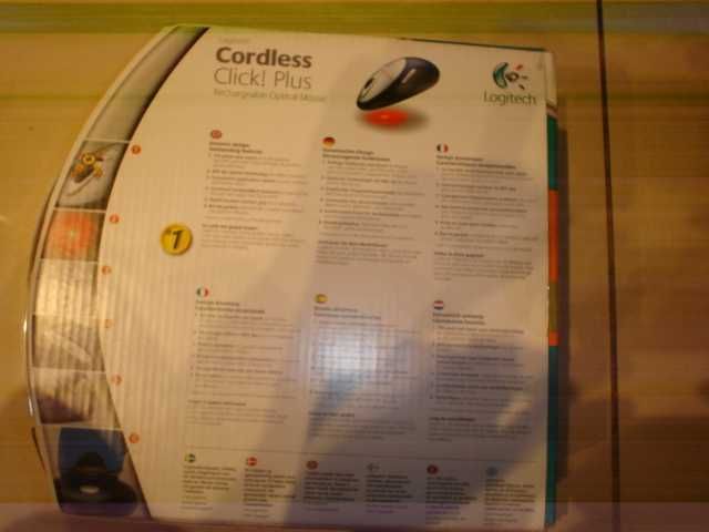 Mouse optic cu acumulatori fara fir LOGITECH cu baza de incarcare