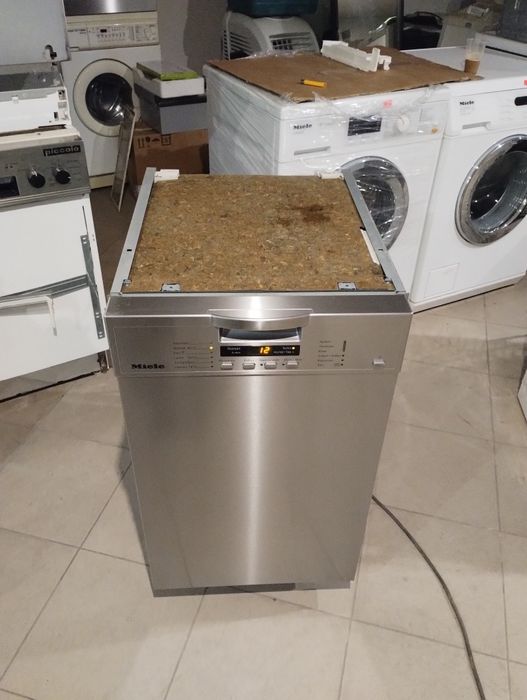 Съдомиялна Miele 45 см. Inox