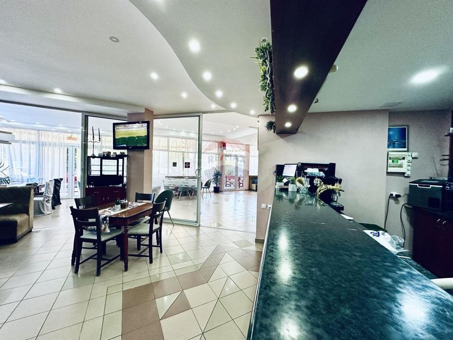 Хотел с ресторант, басейн и spa център за продажба, гр. Балчик, Я.И.