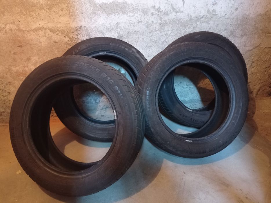 Vând cauciucuri de vara 205/55/R16