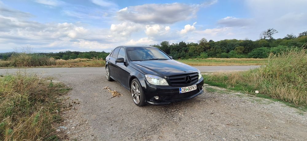 Proprietar vand Mercedes Benz C class 220 W204 2009