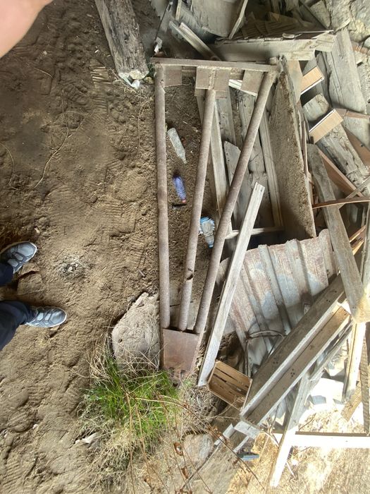 продаю дверь и прицеп