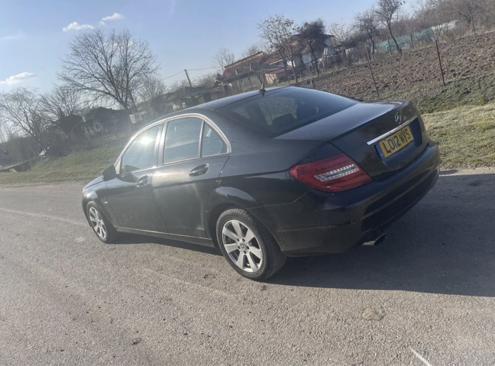 Mercedes-Benz C 220  W204 на части