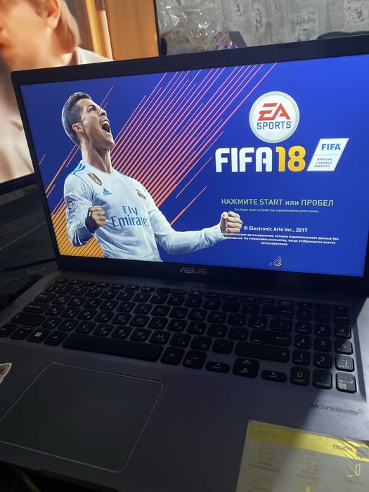 Продам ноутбук ASUS для игр, музыки, и учебы.