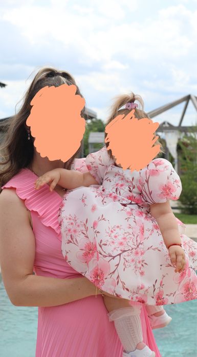 Rochita diafana 1-2 ani, model deosebit cu flori de cires