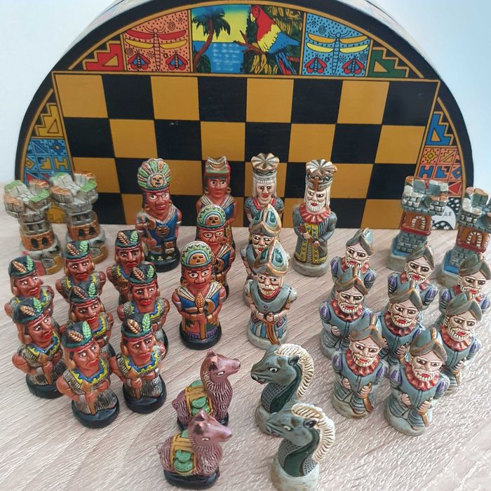 Шахматен комплект от Перу
