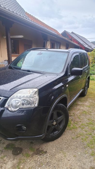 Nissan X-trail 2011