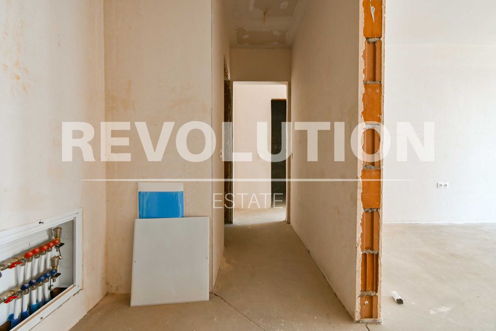 Продава се Тристаен апартамент в София, Банишора - 95 кв.м за 2032 €/кв.м - Снимка #8