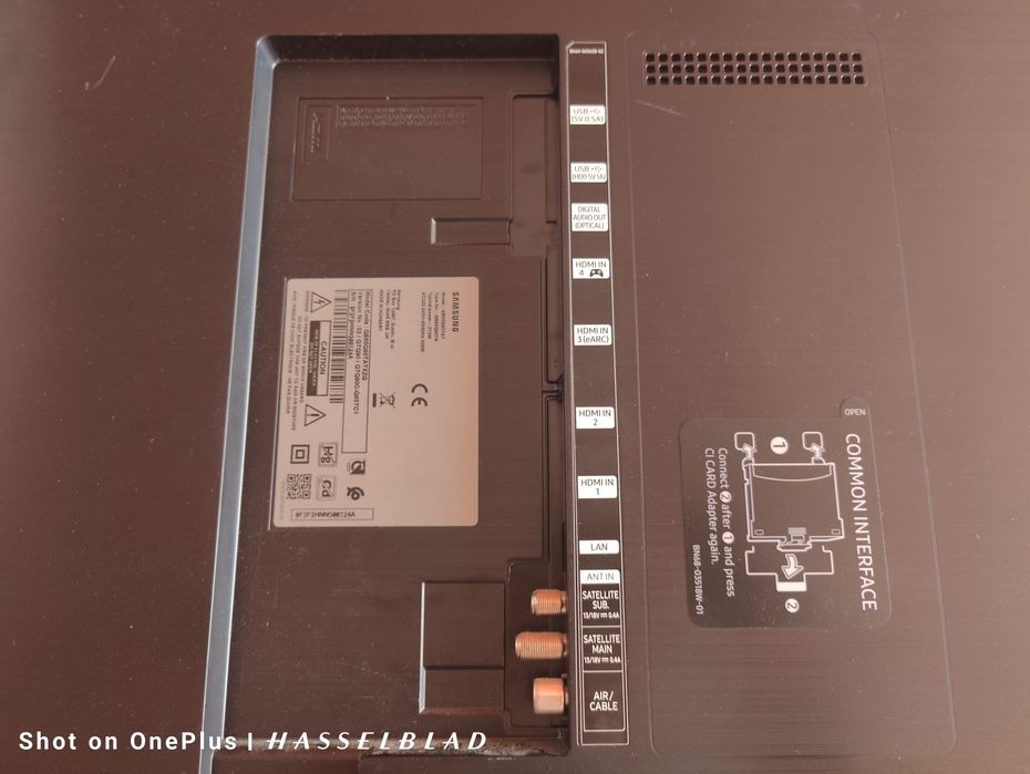 QLED телевизор 65 Инча SAMSUNG TV 4K 3840x2160 9 серия най-високия кла